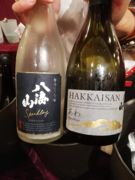 スパークリング日本酒のコーナーの画像